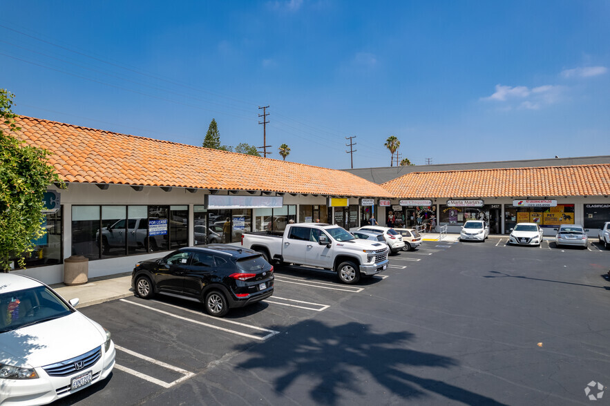 5461-5485 N Figueroa St, Los Angeles, CA for rent - Building Photo - Image 2 of 4