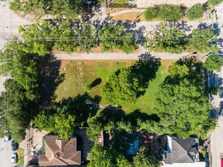 1403 McGowen St, Houston, TX for sale - Aerial - Image 3 of 7