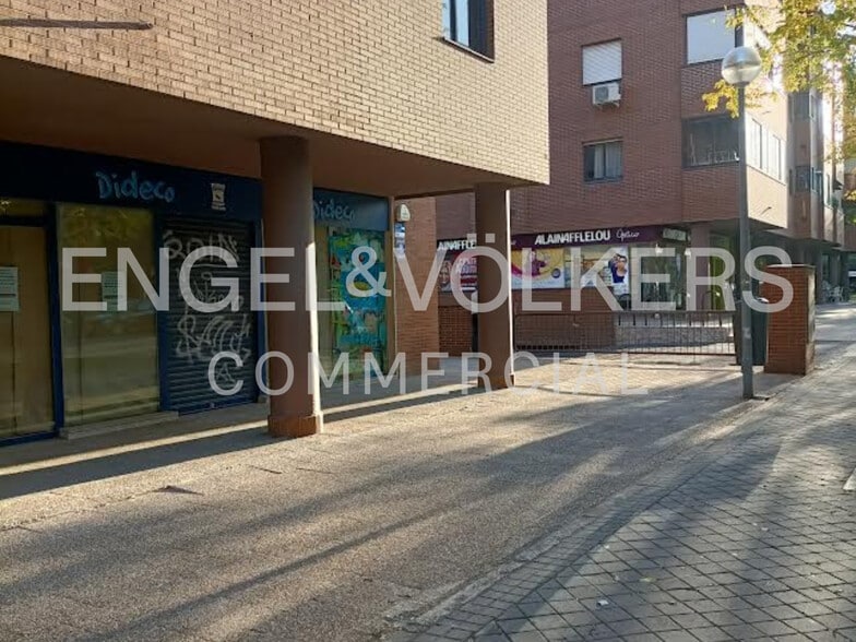 Build-to-Rent in Madrid, Madrid for sale - Building Photo - Image 2 of 3