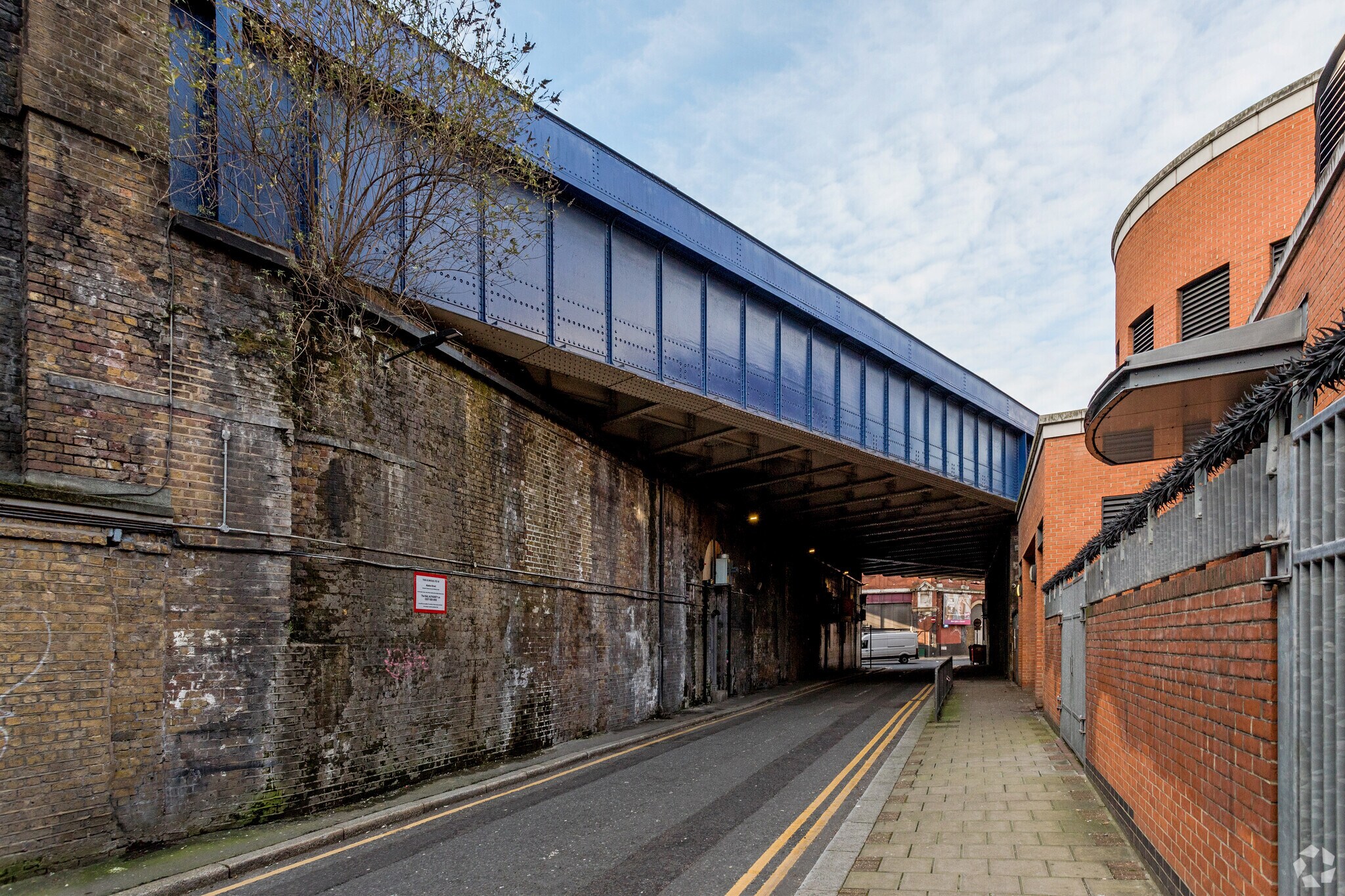 Alaska St, London for sale Primary Photo- Image 1 of 1