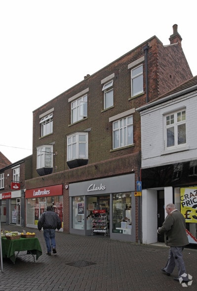 50 High St, Swadlincote to rent - Primary Photo - Image 1 of 2