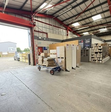 Brassey Clos, Peterborough to rent Interior Photo- Image 2 of 7