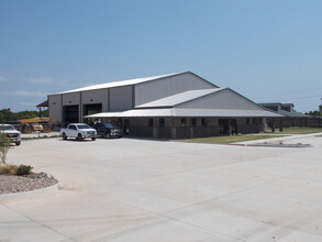 16399 W US Highway 66, El Reno, OK for sale Primary Photo- Image 1 of 4