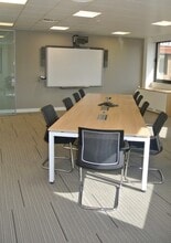 Wood St, Kingston Upon Thames to rent Interior Photo- Image 2 of 10