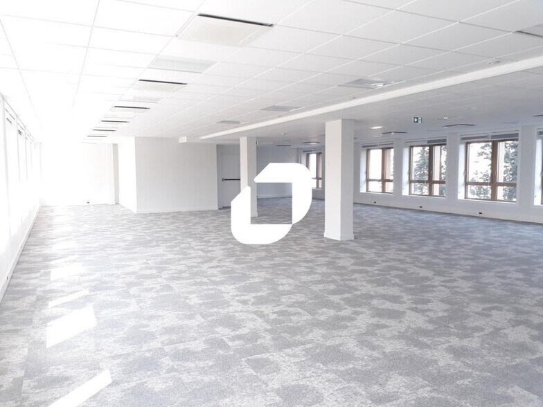 Office in Créteil to rent - Interior Photo - Image 3 of 7