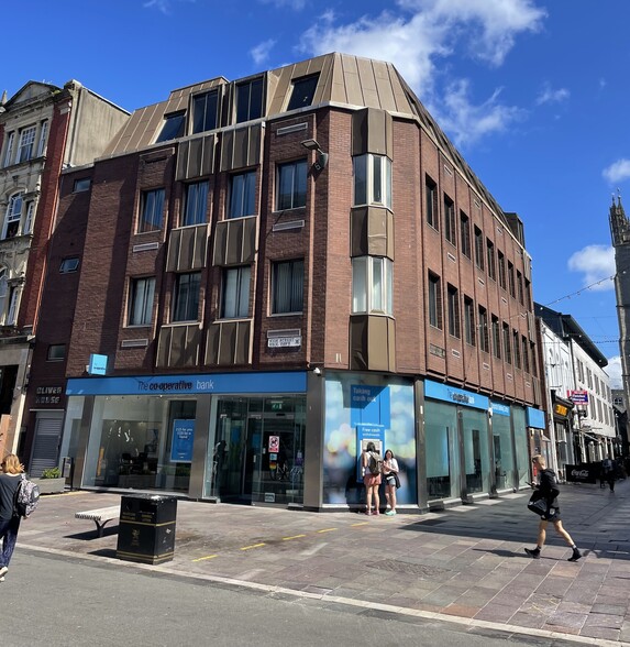 16-17 High St, Cardiff for rent - Building Photo - Image 1 of 3