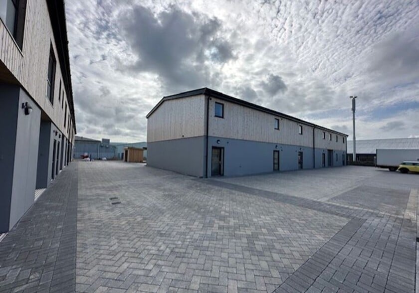 La Route Du Braye, Guernsey to rent - Building Photo - Image 3 of 6