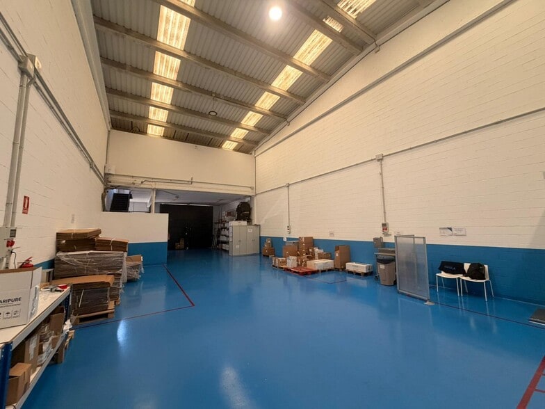 Industrial in Constantí, Tarragona for sale - Interior Photo - Image 1 of 2