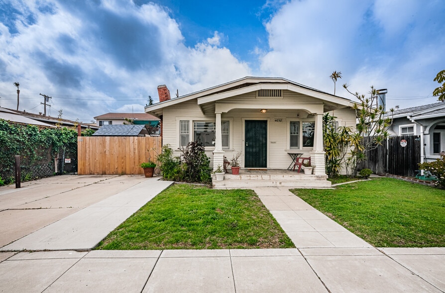 4658 32nd St, San Diego 92116 House + Duplex UK