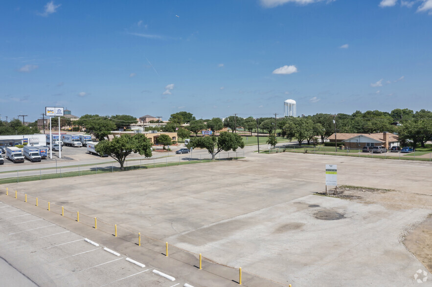 4033 W Airport Fwy, Irving, TX for sale - Building Photo - Image 1 of 1