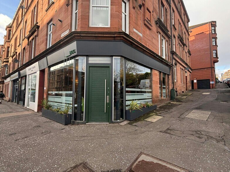 650-656 Dumbarton Rd, Glasgow for sale - Building Photo - Image 1 of 6