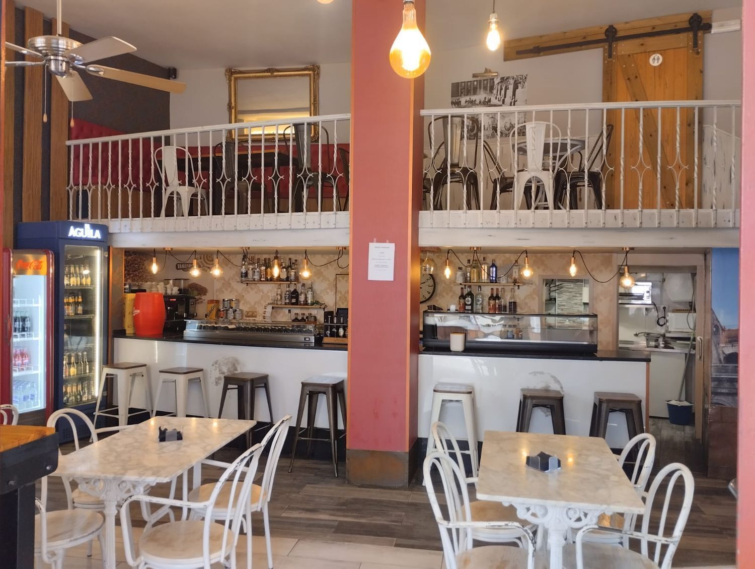 Retail in Valladolid to rent Building Photo- Image 1 of 36