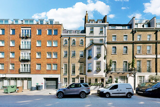 15 Half Moon St, London for rent Primary Photo- Image 1 of 7