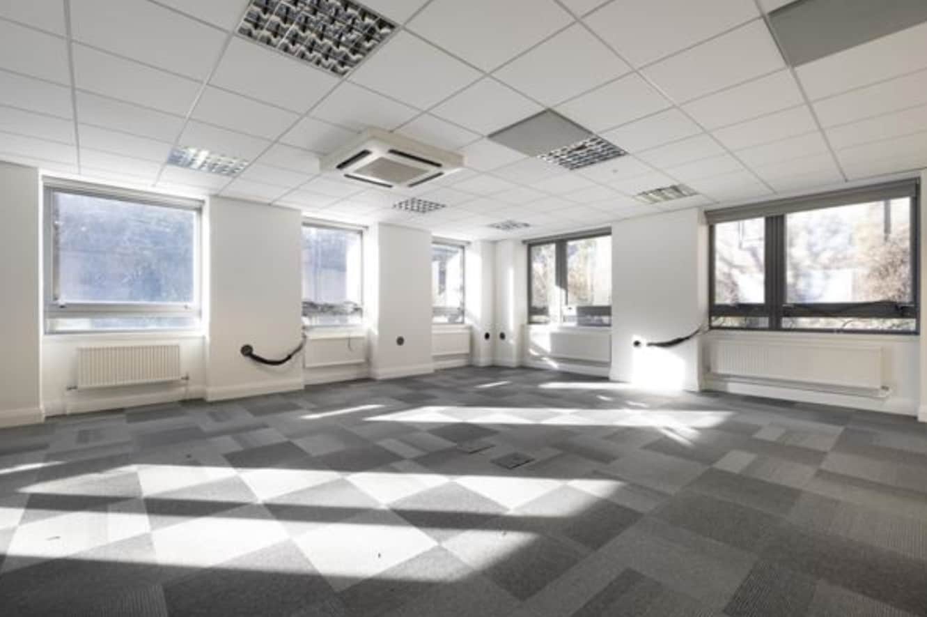 125-135 Preston Rd, Brighton to rent Interior Photo- Image 1 of 5