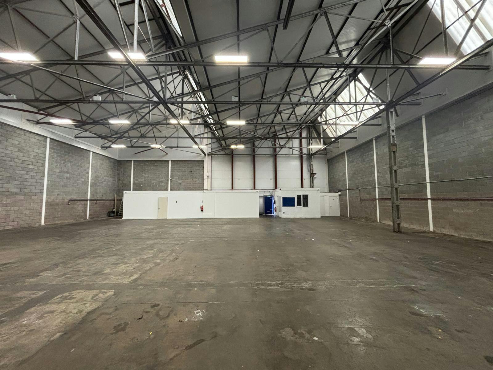 Stephenson St, Glasgow to rent Interior Photo- Image 1 of 6
