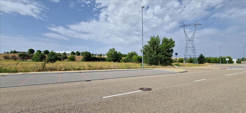 Carretera de Burgos Portugal, 33, Simancas, Valladolid for sale - Primary Photo - Image 3 of 25
