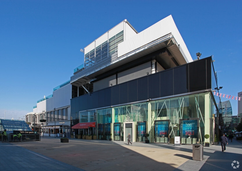 157-213 Montfichet Rd, London to rent - Building Photo - Image 3 of 18