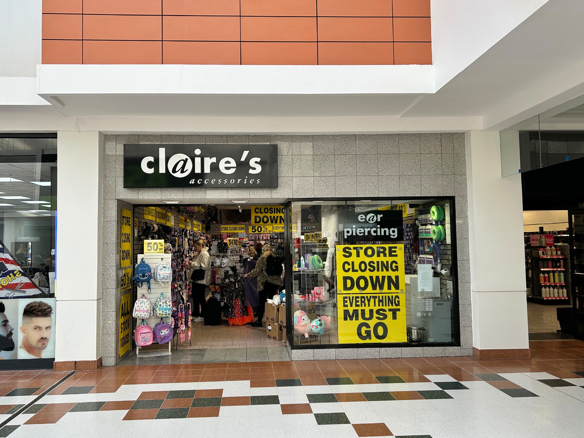 Almondvale Ave, Livingston to rent Interior Photo- Image 1 of 1