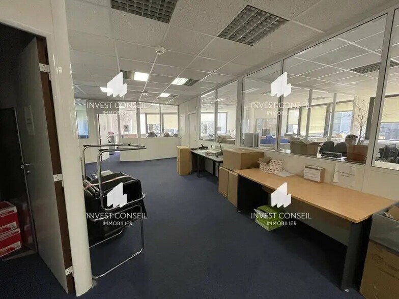 141 Rue Michel Carre, Argenteuil to rent - Interior Photo - Image 3 of 5
