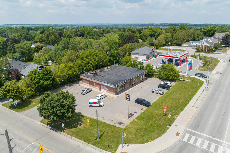 17830 Leslie St, Newmarket, ON for sale - Aerial - Image 2 of 4