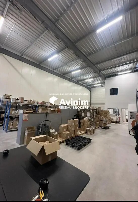 Industrial in La Penne-sur-Huveaune to rent Interior Photo- Image 1 of 6