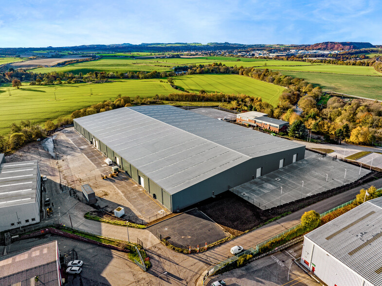 Newbridge Warehouse One, Newbridge for rent - Building Photo - Image 1 of 14