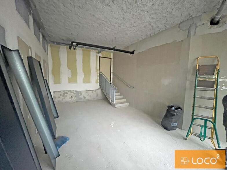 50-52 Avenue Chamier, Montauban for sale - Building Photo - Image 2 of 3