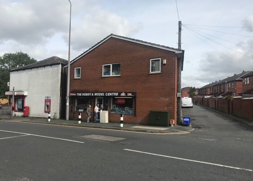 1 Hulton Ln, Bolton for sale - Primary Photo - Image 1 of 1