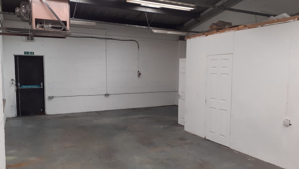 Spalding Rd, Sutterton, LIN PE20 2ET - Unit 1C - - Interior Photo - Image 1 of 6