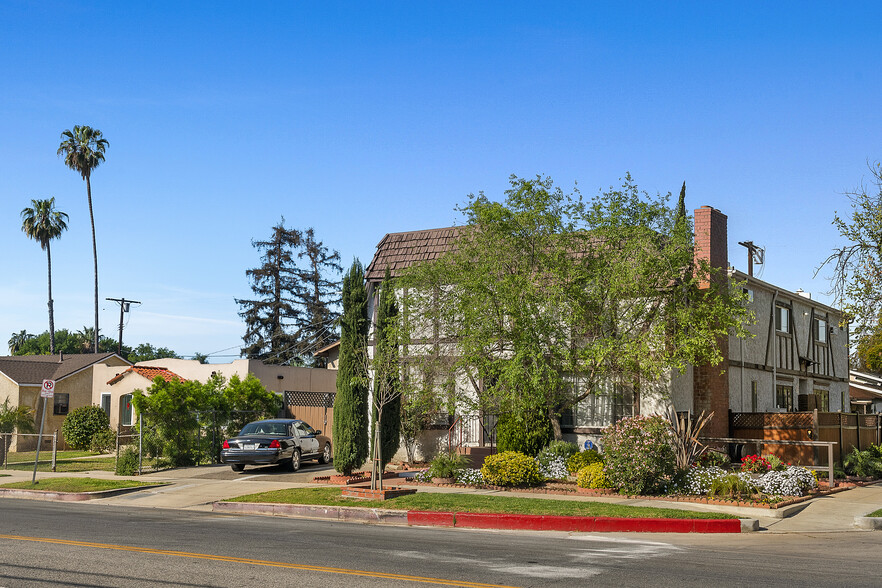 5825 Hazeltine Ave, Van Nuys, CA for sale - Building Photo - Image 1 of 1