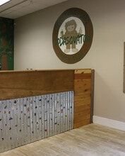 5250 International Dr, Orlando, FL to rent Interior Photo- Image 2 of 2