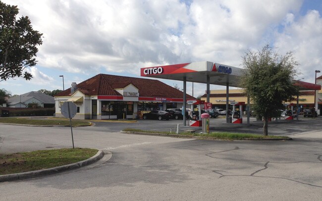 More details for 5300-5380 S John Young Pky, Orlando, FL - Retail to Rent