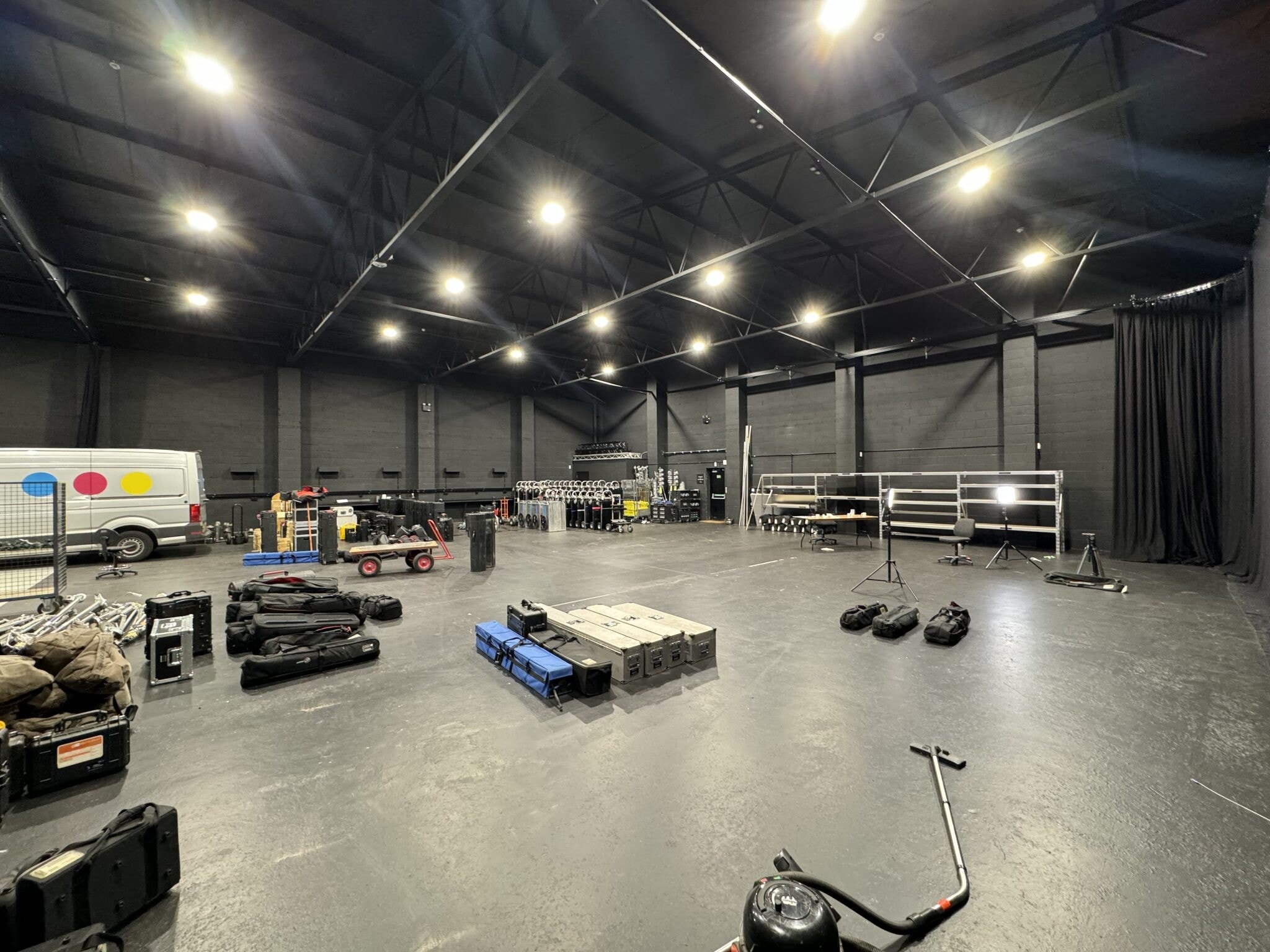 4-5 Roslin Rd, London to rent Interior Photo- Image 1 of 7