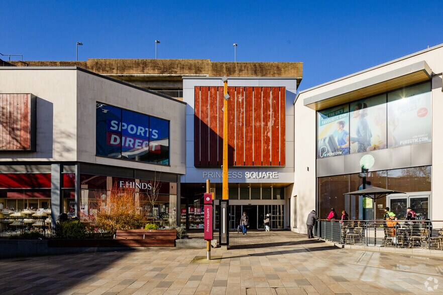 Princess Sq, Bracknell for sale - Primary Photo - Image 1 of 1