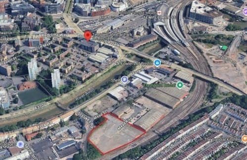 Mead Rise, Bristol to rent Aerial- Image 1 of 5