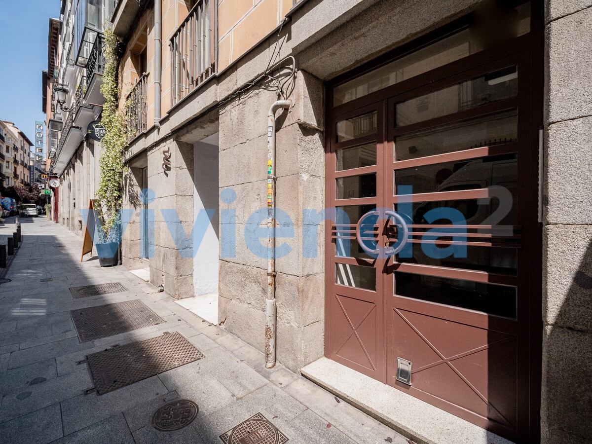 Madrid, MAD 28014 - Unit 01 -  - Floor Plan - Image 1 of 8