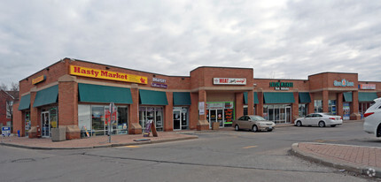 11005 Yonge St, Richmond Hill, ON for rent Building Photo- Image 1 of 8