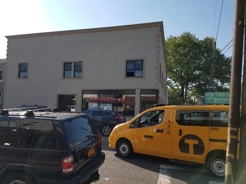 9504 Glenwood Rd, Brooklyn, NY for rent - Building Photo - Image 2 of 5