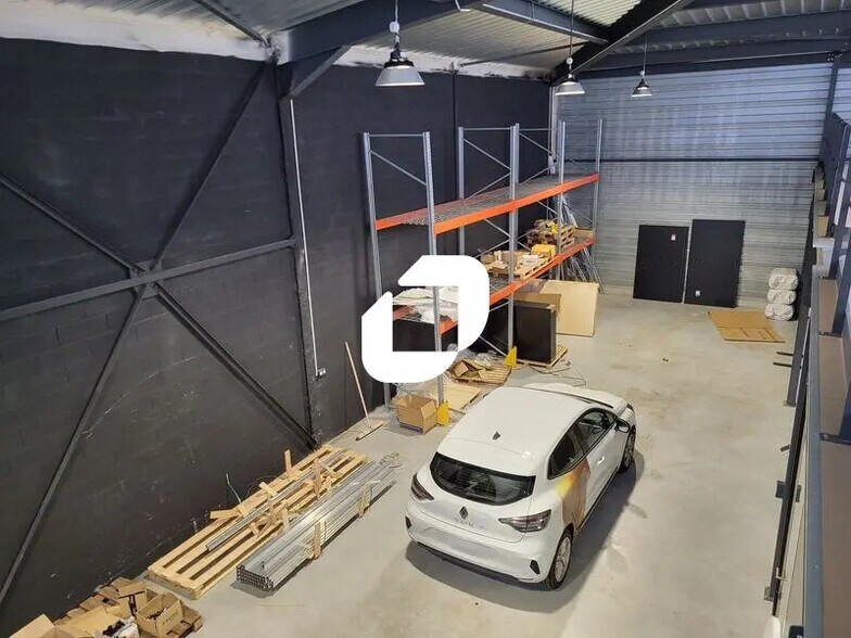 Office in Mérignac to rent - Building Photo - Image 2 of 10