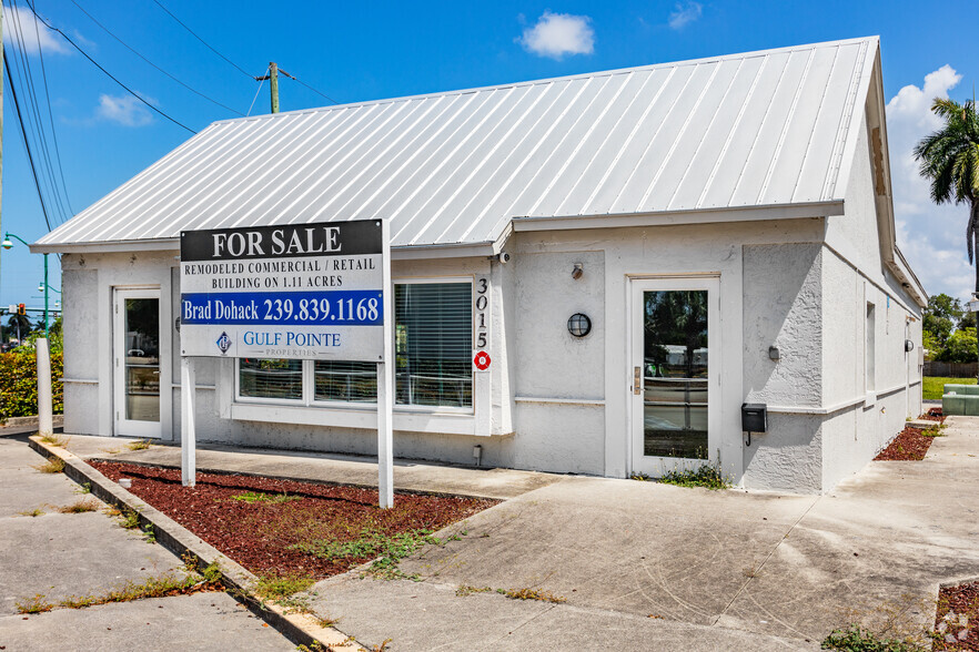 3015 Tamiami Trl E, Naples, FL for sale - Primary Photo - Image 1 of 1