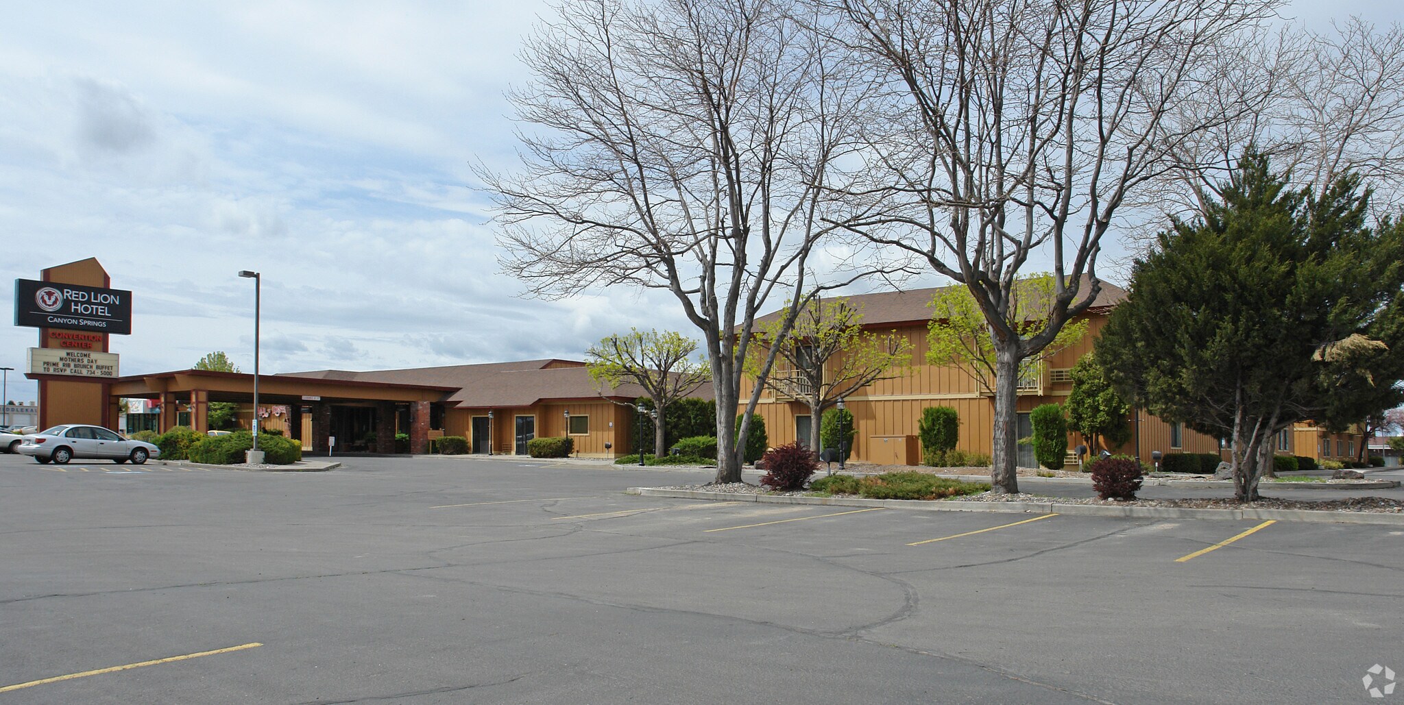 1357 Blue Lakes Blvd N, Twin Falls, ID for sale Building Photo- Image 1 of 1
