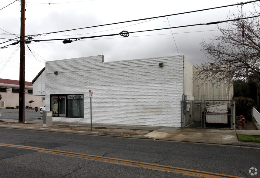 300-338 N San Jacinto St, Hemet, CA for rent - Building Photo - Image 3 of 5