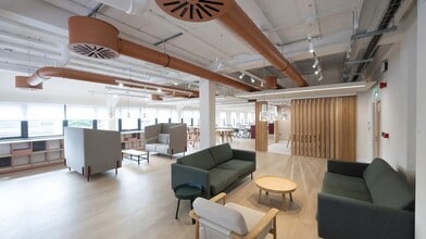 24 Hills Rd, Cambridge to rent Interior Photo- Image 1 of 5