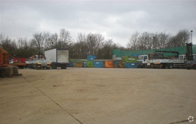 Harper Ln, Radlett for sale Primary Photo- Image 1 of 1