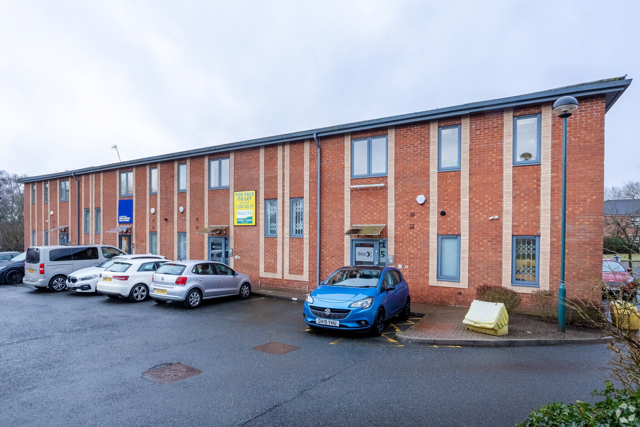 Pendeford Pl, Wolverhampton for sale Primary Photo- Image 1 of 1