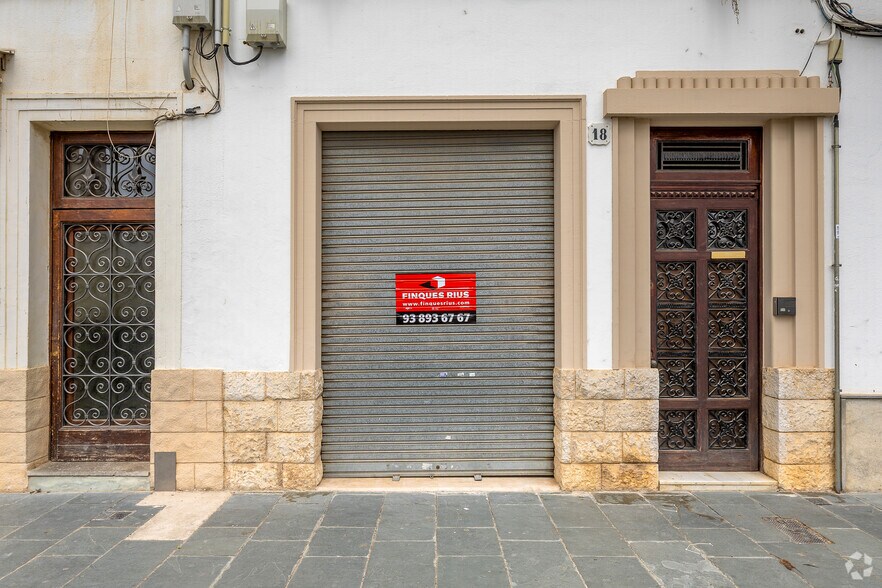 Passeig del Carme, 18, Vilanova i la Geltrú, Barcelona to rent - Building Photo - Image 2 of 5