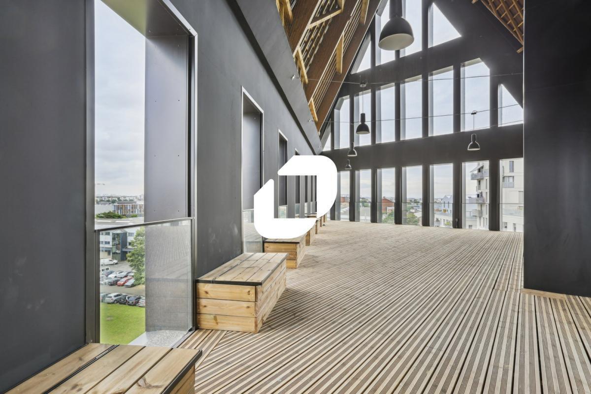 Office in Ivry-sur-Seine for sale Interior Photo- Image 1 of 14