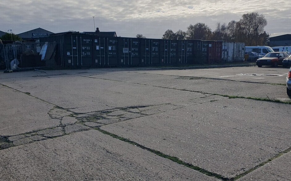 Unit 3, King Edward Quay, Hythe Quay, Colchester to rent - Building Photo - Image 2 of 6