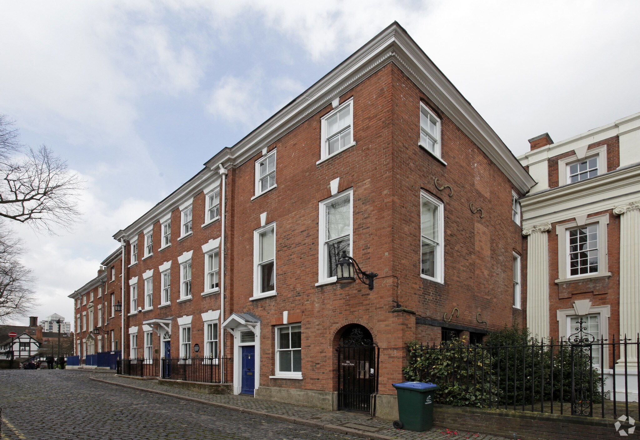 9-10 Priory Row, Coventry for sale Primary Photo- Image 1 of 1