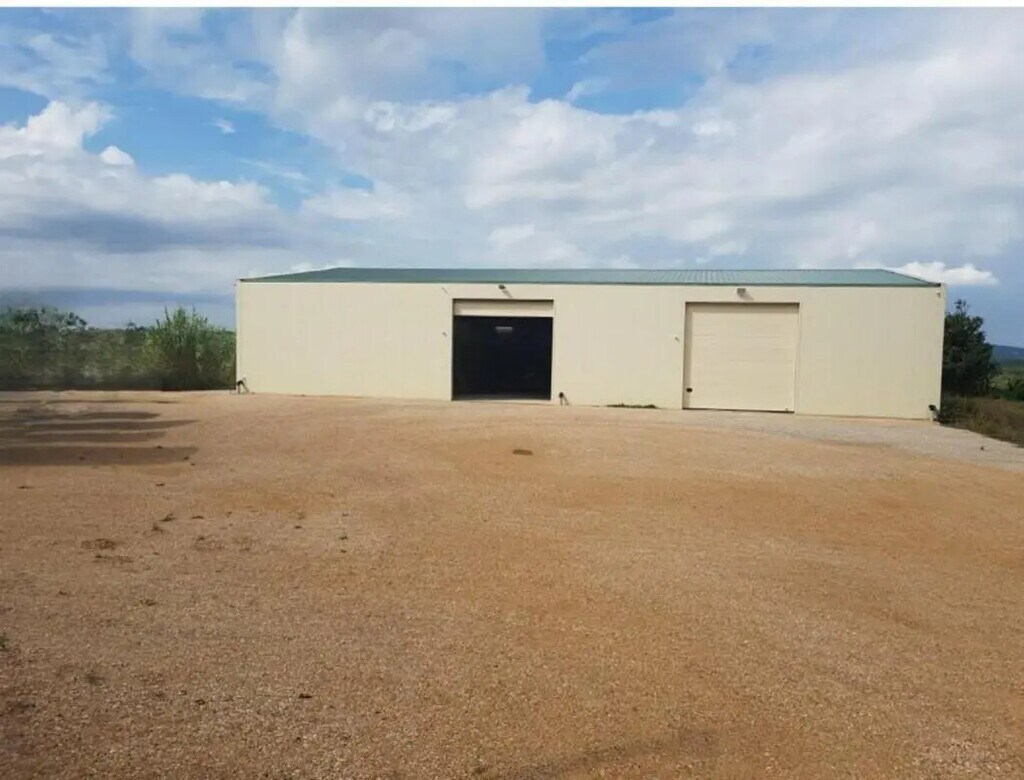 Vente Entrepôt 660 m² - Photo 1